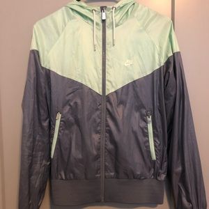 Mint and gray Nike windbreaker
